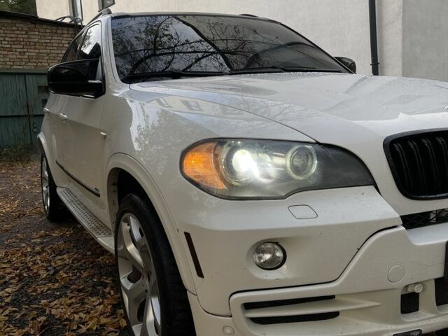 Белый БМВ Х5, объемом двигателя 4.8 л и пробегом 231 тыс. км за 9300 $, фото 21 на Automoto.ua