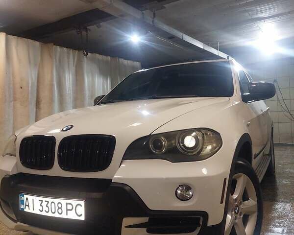 Белый БМВ Х5, объемом двигателя 3 л и пробегом 328 тыс. км за 12500 $, фото 41 на Automoto.ua
