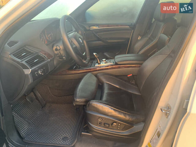 Белый БМВ Х5, объемом двигателя 4.8 л и пробегом 269 тыс. км за 10999 $, фото 13 на Automoto.ua
