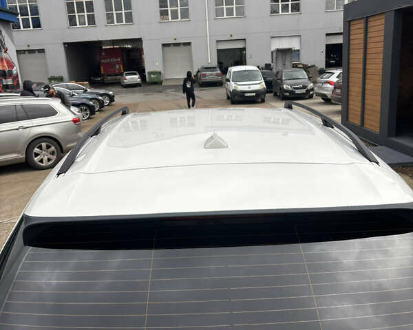 Белый БМВ Х5, объемом двигателя 2.99 л и пробегом 314 тыс. км за 14300 $, фото 50 на Automoto.ua