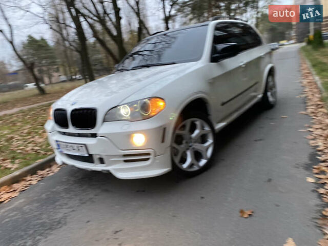 Белый БМВ Х5, объемом двигателя 4.8 л и пробегом 232 тыс. км за 11000 $, фото 20 на Automoto.ua