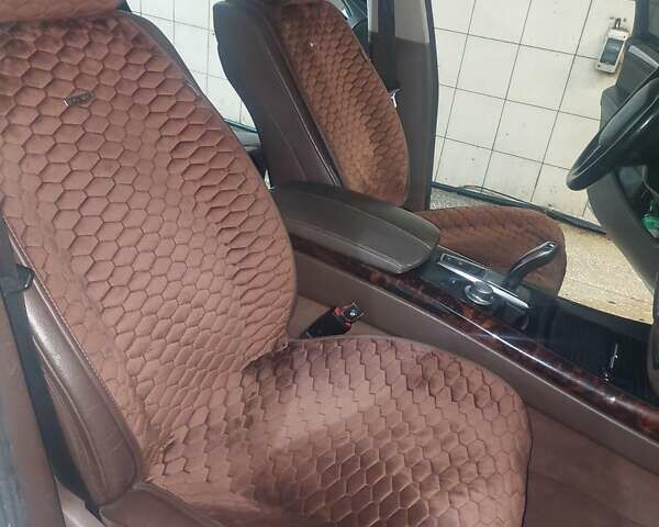 Белый БМВ Х5, объемом двигателя 3 л и пробегом 328 тыс. км за 12500 $, фото 22 на Automoto.ua