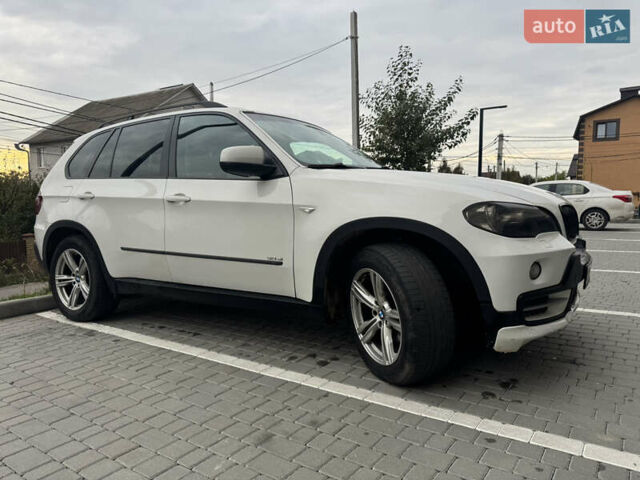 Белый БМВ Х5, объемом двигателя 3 л и пробегом 336 тыс. км за 9500 $, фото 4 на Automoto.ua