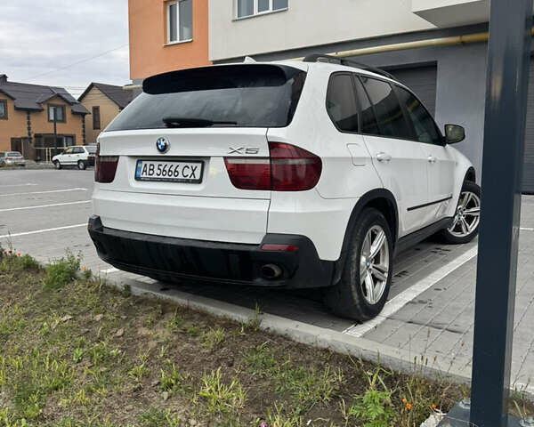 Белый БМВ Х5, объемом двигателя 3 л и пробегом 336 тыс. км за 9500 $, фото 12 на Automoto.ua