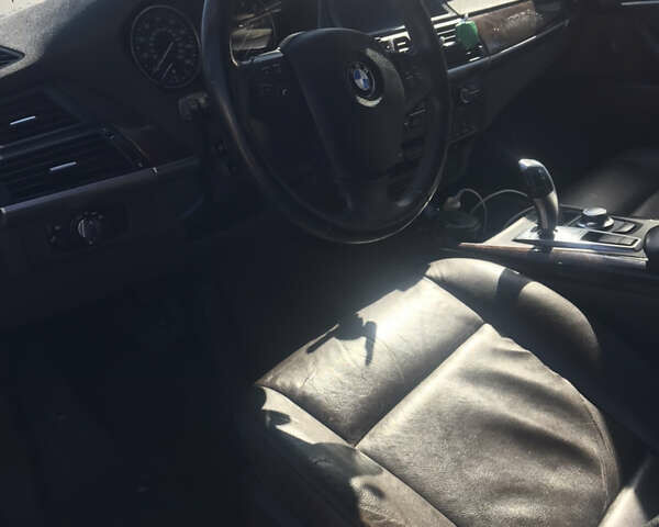 Білий БМВ Х5, об'ємом двигуна 3 л та пробігом 283 тис. км за 11900 $, фото 4 на Automoto.ua