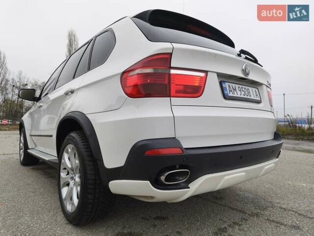 Белый БМВ Х5, объемом двигателя 3 л и пробегом 314 тыс. км за 14699 $, фото 1 на Automoto.ua