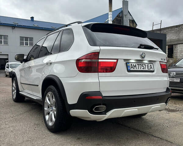 Белый БМВ Х5, объемом двигателя 2.99 л и пробегом 314 тыс. км за 14300 $, фото 3 на Automoto.ua