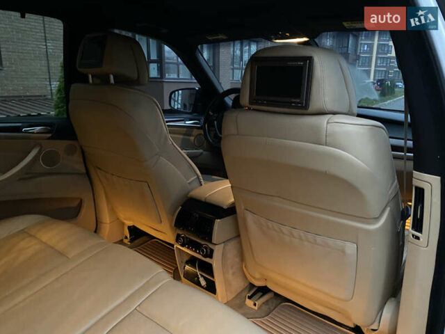 Белый БМВ Х5, объемом двигателя 4.8 л и пробегом 232 тыс. км за 11000 $, фото 57 на Automoto.ua