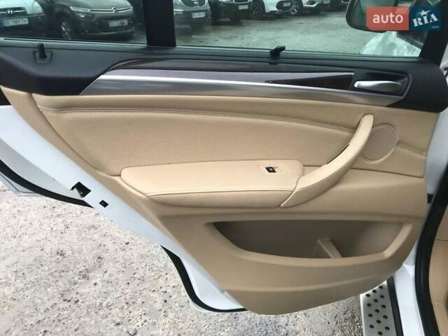 Білий БМВ Х5, об'ємом двигуна 3 л та пробігом 315 тис. км за 10990 $, фото 21 на Automoto.ua