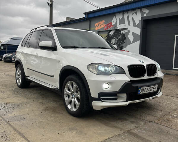 Белый БМВ Х5, объемом двигателя 2.99 л и пробегом 314 тыс. км за 14300 $, фото 45 на Automoto.ua