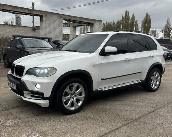 Белый БМВ Х5, объемом двигателя 2.99 л и пробегом 314 тыс. км за 14300 $, фото 2 на Automoto.ua
