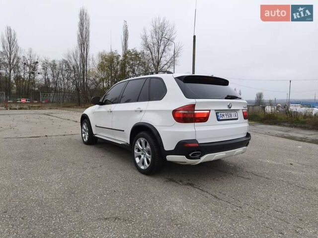 Белый БМВ Х5, объемом двигателя 3 л и пробегом 314 тыс. км за 14699 $, фото 67 на Automoto.ua