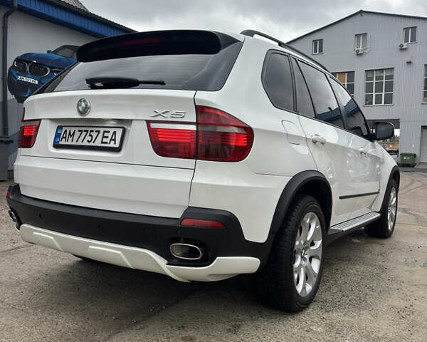 Белый БМВ Х5, объемом двигателя 2.99 л и пробегом 314 тыс. км за 14300 $, фото 4 на Automoto.ua