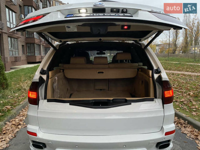Белый БМВ Х5, объемом двигателя 4.8 л и пробегом 232 тыс. км за 11000 $, фото 46 на Automoto.ua