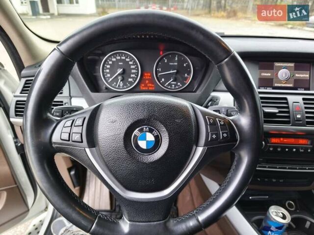 Белый БМВ Х5, объемом двигателя 3 л и пробегом 314 тыс. км за 14699 $, фото 22 на Automoto.ua