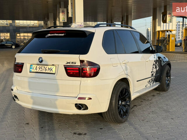 Белый БМВ Х5, объемом двигателя 3 л и пробегом 261 тыс. км за 11500 $, фото 3 на Automoto.ua