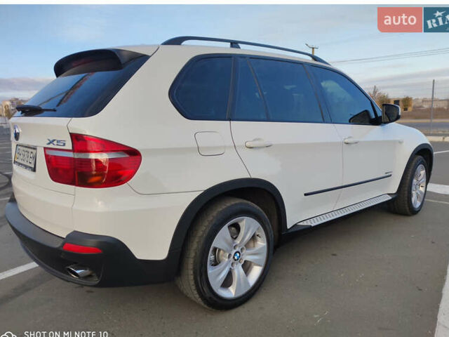 Белый БМВ Х5, объемом двигателя 3 л и пробегом 336 тыс. км за 13900 $, фото 3 на Automoto.ua