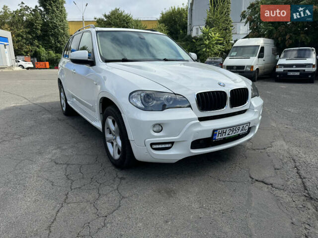 Белый БМВ Х5, объемом двигателя 2.99 л и пробегом 195 тыс. км за 15500 $, фото 1 на Automoto.ua