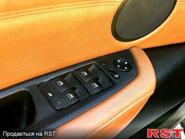 БМВ Х5 2009 в Николаеве на Automoto.ua Белый БМВ Х5, объемом двигателя 3 л и пробегом 284 тыс. км за 13499 $, фото 10 на Automoto.ua