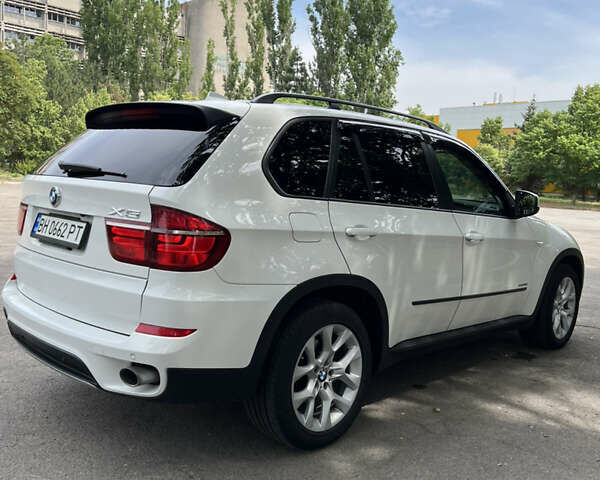 Белый БМВ Х5, объемом двигателя 3 л и пробегом 235 тыс. км за 17500 $, фото 8 на Automoto.ua
