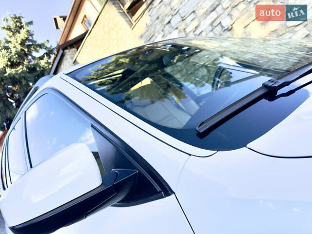 Білий БМВ Х5, об'ємом двигуна 3 л та пробігом 244 тис. км за 13800 $, фото 32 на Automoto.ua