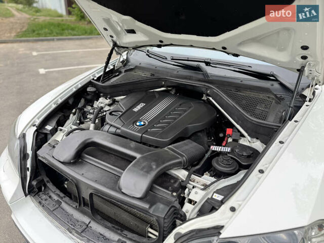 Білий БМВ Х5, об'ємом двигуна 3 л та пробігом 244 тис. км за 21500 $, фото 40 на Automoto.ua