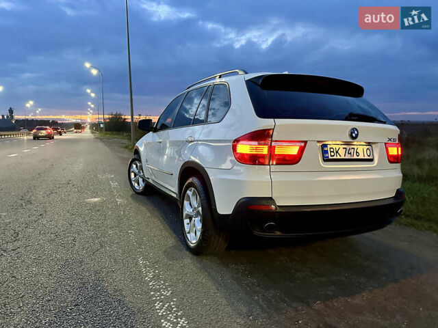 Белый БМВ Х5, объемом двигателя 3 л и пробегом 244 тыс. км за 11700 $, фото 12 на Automoto.ua