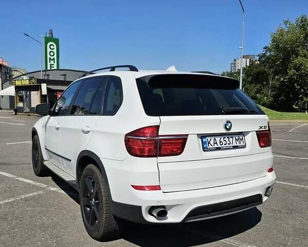 Белый БМВ Х5, объемом двигателя 2.98 л и пробегом 209 тыс. км за 13900 $, фото 2 на Automoto.ua