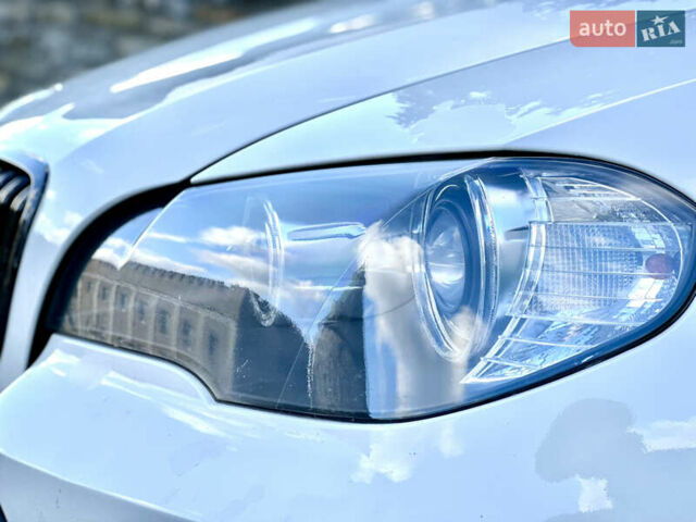 Білий БМВ Х5, об'ємом двигуна 3 л та пробігом 244 тис. км за 13800 $, фото 52 на Automoto.ua