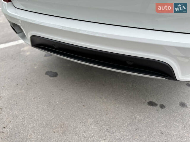 Білий БМВ Х5, об'ємом двигуна 3 л та пробігом 244 тис. км за 21500 $, фото 84 на Automoto.ua