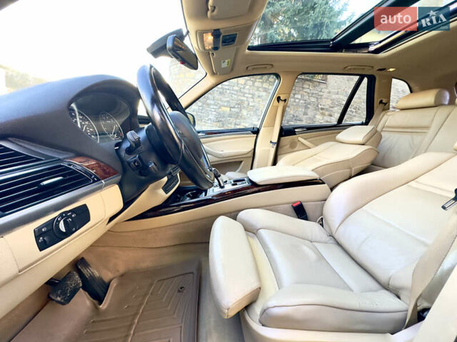 Білий БМВ Х5, об'ємом двигуна 3 л та пробігом 244 тис. км за 13800 $, фото 58 на Automoto.ua
