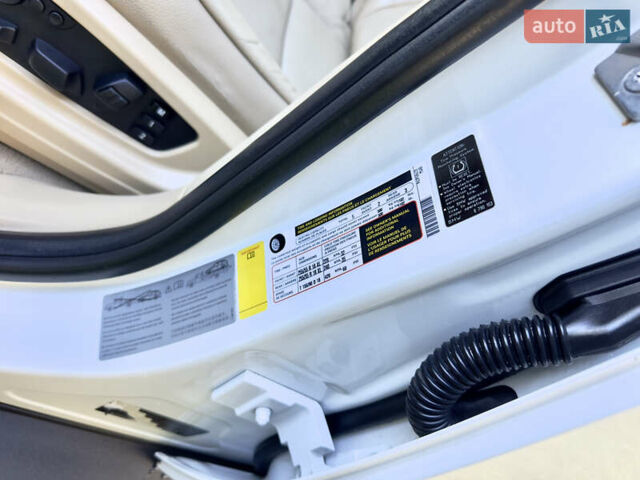 Білий БМВ Х5, об'ємом двигуна 3 л та пробігом 244 тис. км за 13800 $, фото 72 на Automoto.ua