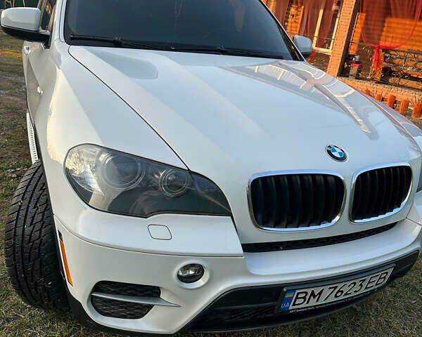 Белый БМВ Х5, объемом двигателя 2.98 л и пробегом 222 тыс. км за 16700 $, фото 2 на Automoto.ua