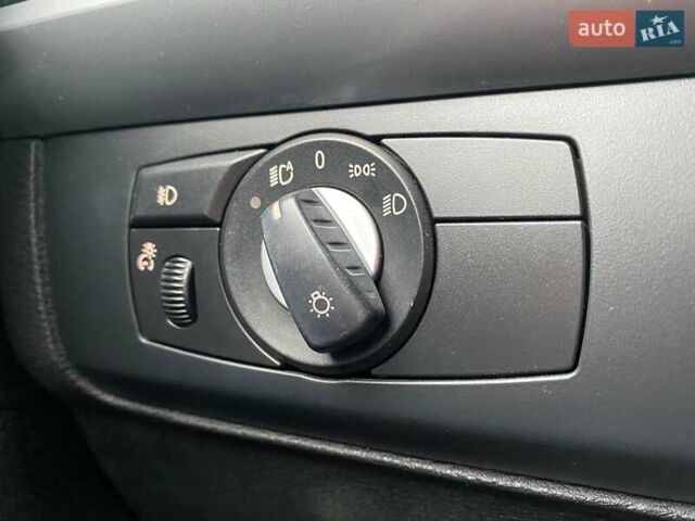 Білий БМВ Х5, об'ємом двигуна 3 л та пробігом 309 тис. км за 12990 $, фото 8 на Automoto.ua