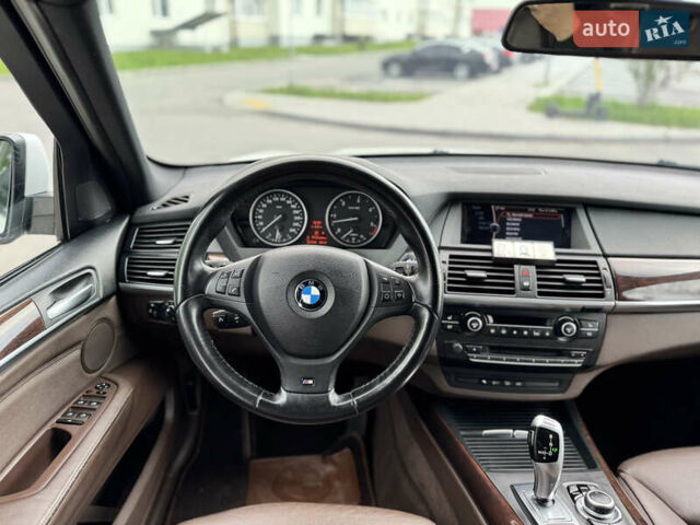 Білий БМВ Х5, об'ємом двигуна 3 л та пробігом 244 тис. км за 21500 $, фото 67 на Automoto.ua