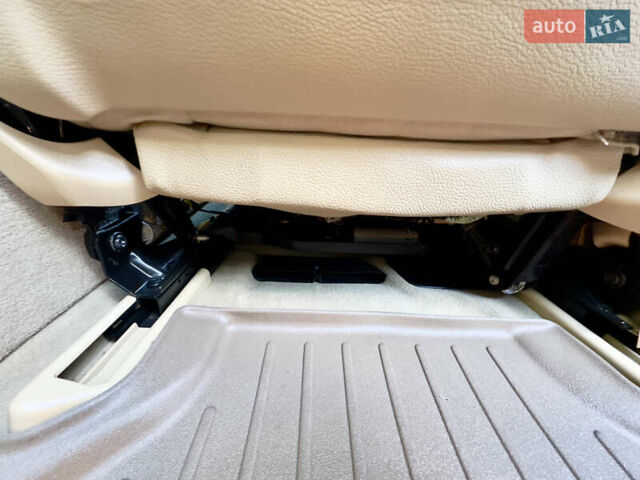 Білий БМВ Х5, об'ємом двигуна 3 л та пробігом 244 тис. км за 13800 $, фото 141 на Automoto.ua