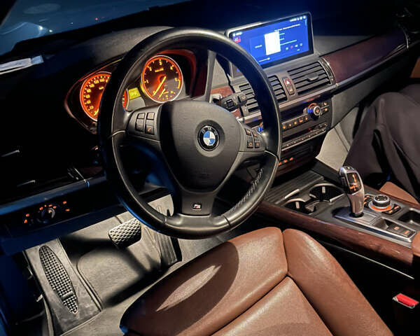 Белый БМВ Х5, объемом двигателя 2.99 л и пробегом 290 тыс. км за 22000 $, фото 104 на Automoto.ua