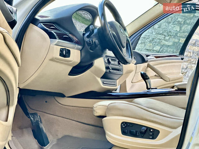 Білий БМВ Х5, об'ємом двигуна 3 л та пробігом 244 тис. км за 13800 $, фото 149 на Automoto.ua