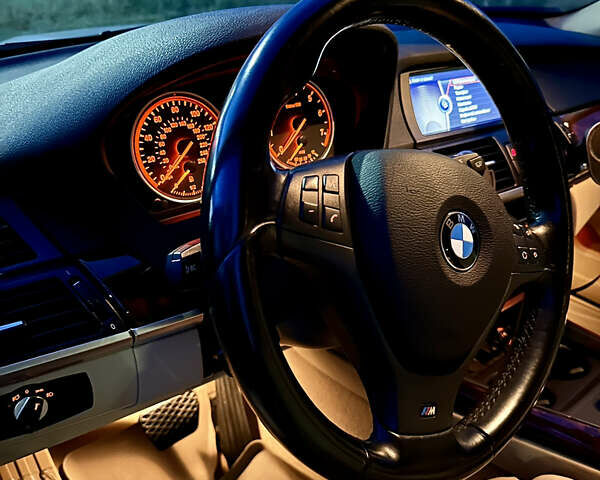 Белый БМВ Х5, объемом двигателя 3 л и пробегом 244 тыс. км за 11700 $, фото 19 на Automoto.ua