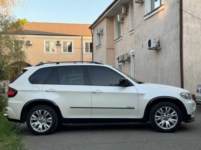 Белый БМВ Х5, объемом двигателя 3 л и пробегом 291 тыс. км за 14990 $, фото 4 на Automoto.ua