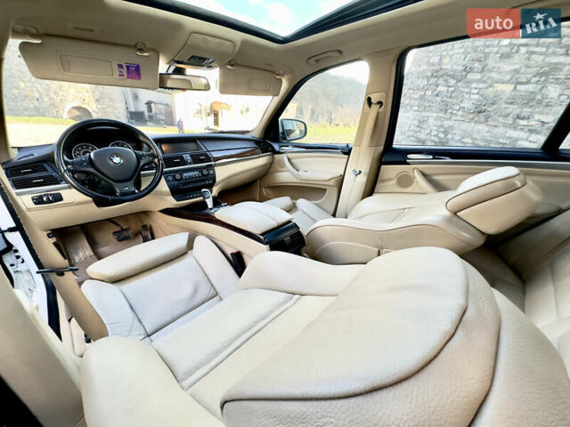 Білий БМВ Х5, об'ємом двигуна 3 л та пробігом 244 тис. км за 13800 $, фото 96 на Automoto.ua