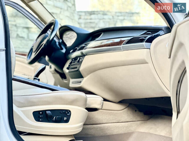 Білий БМВ Х5, об'ємом двигуна 3 л та пробігом 244 тис. км за 13800 $, фото 112 на Automoto.ua