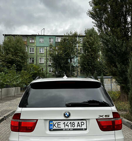 Белый БМВ Х5, объемом двигателя 3 л и пробегом 272 тыс. км за 16500 $, фото 34 на Automoto.ua