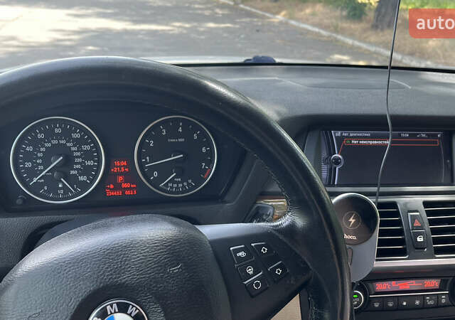 Белый БМВ Х5, объемом двигателя 3 л и пробегом 235 тыс. км за 17500 $, фото 23 на Automoto.ua