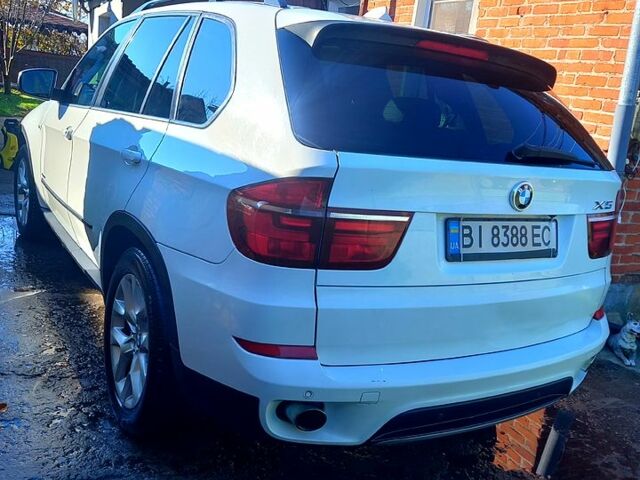 Белый БМВ Х5, объемом двигателя 3 л и пробегом 320 тыс. км за 16800 $, фото 7 на Automoto.ua