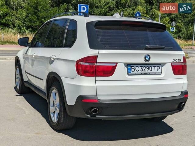 Белый БМВ Х5, объемом двигателя 3 л и пробегом 309 тыс. км за 13600 $, фото 4 на Automoto.ua