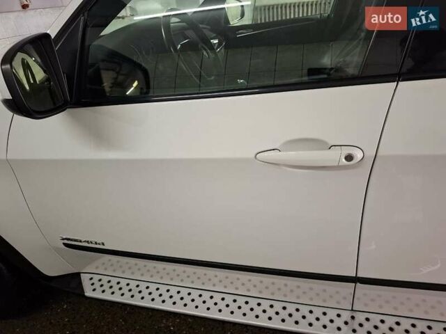 Белый БМВ Х5, объемом двигателя 3 л и пробегом 252 тыс. км за 23000 $, фото 21 на Automoto.ua