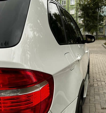 Белый БМВ Х5, объемом двигателя 3 л и пробегом 272 тыс. км за 16500 $, фото 25 на Automoto.ua