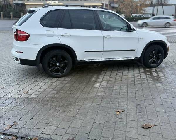 Белый БМВ Х5, объемом двигателя 2.98 л и пробегом 265 тыс. км за 10450 $, фото 4 на Automoto.ua