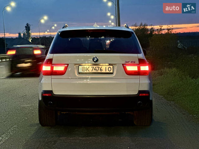 Белый БМВ Х5, объемом двигателя 3 л и пробегом 244 тыс. км за 11700 $, фото 15 на Automoto.ua